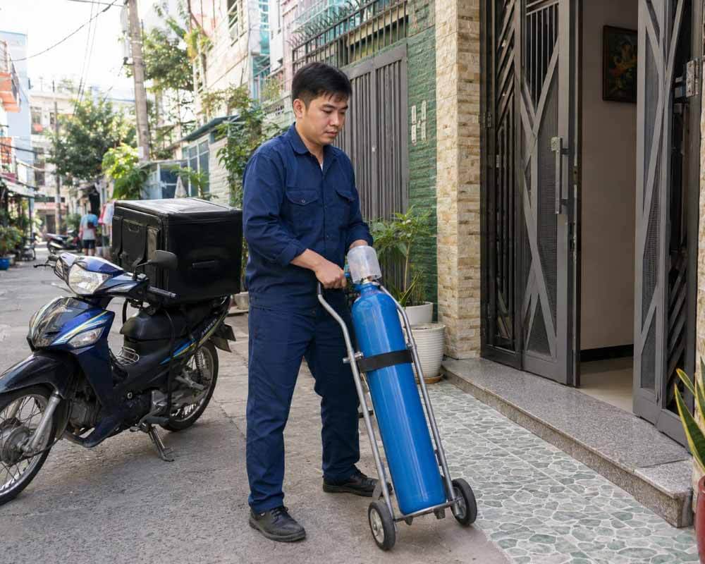 Giao bình oxy quận 8 (1)